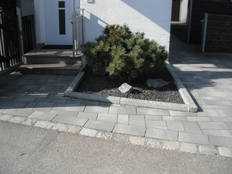 Gartenaußenanlage